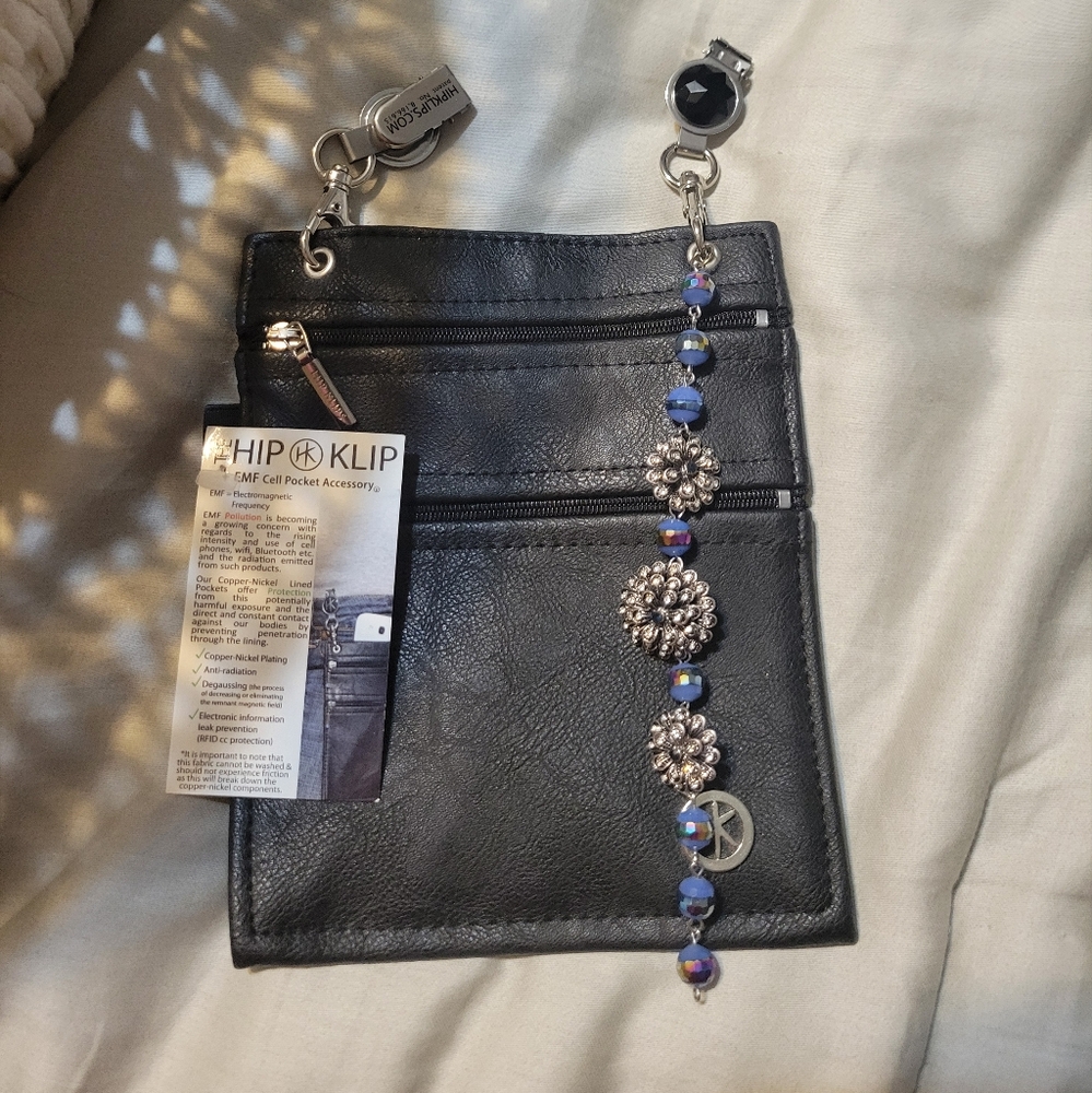 Hip and Clip purse